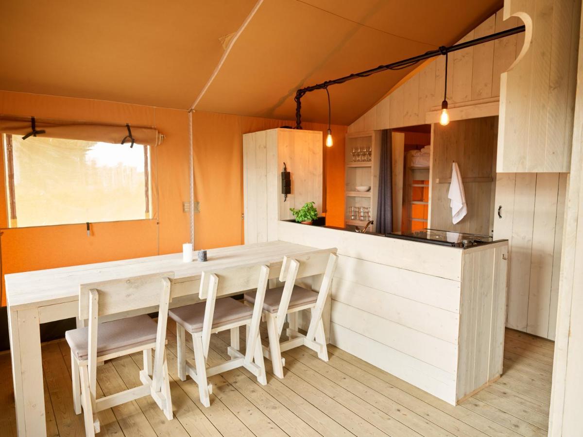 Dutchen Erfgoedpark De Hoop Glamping Luxury tent *